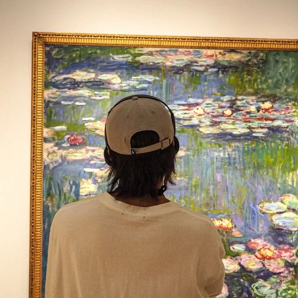 Recent activity shot of Hyunjin (Stray Kids)