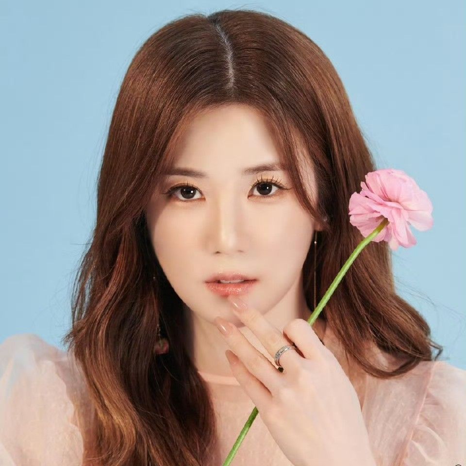 朴初珑 (Apink)的幕后花絮