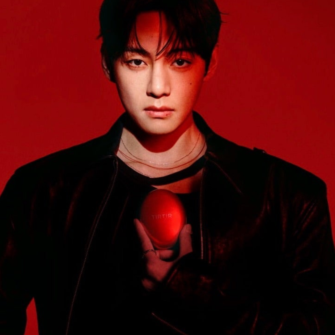 뷔 (방탄소년단)의 비하인드 컷