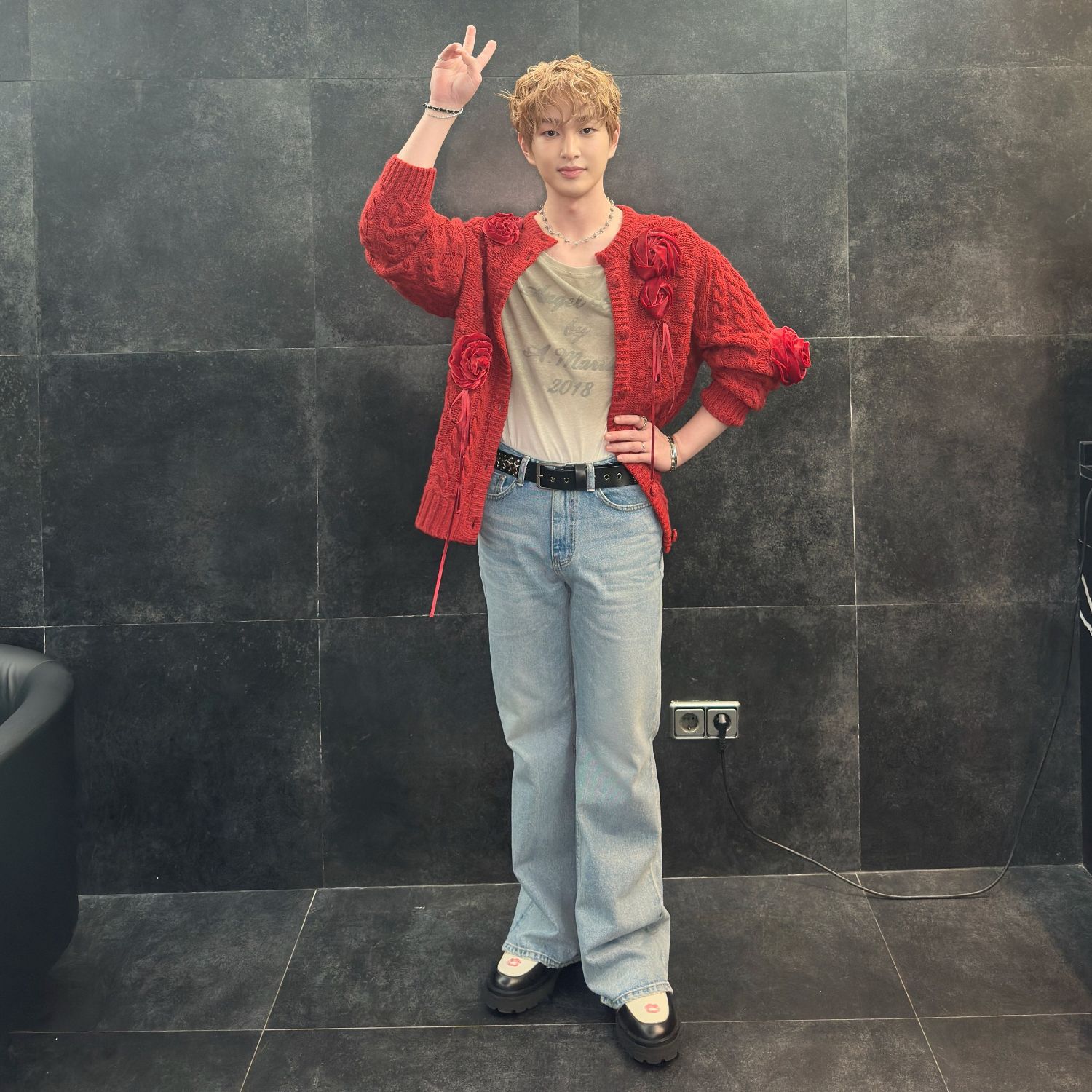 Recent activity shot of Onew (SHINee)