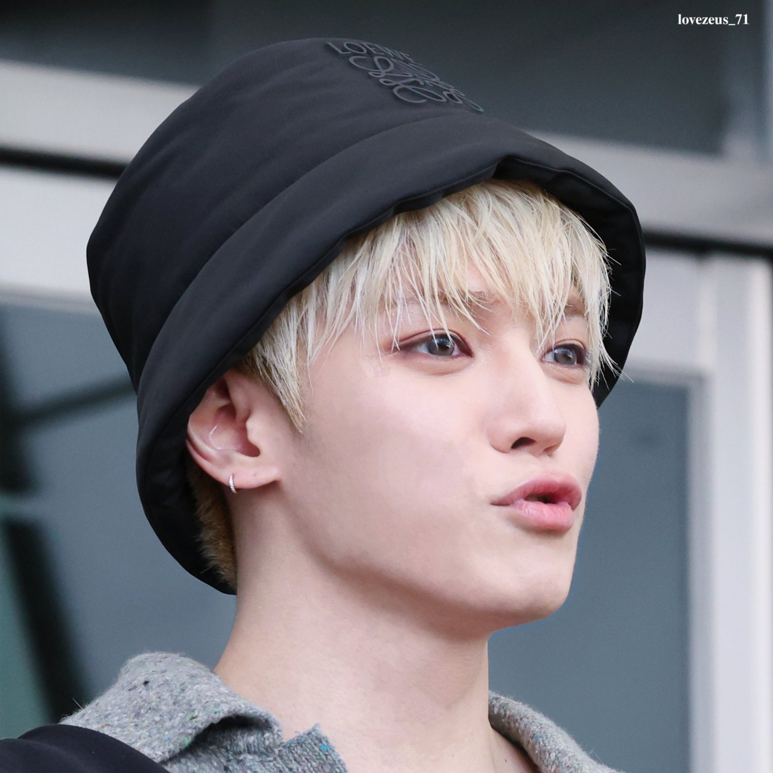 A moment captured by Taeyong (NCT 127)'s fan