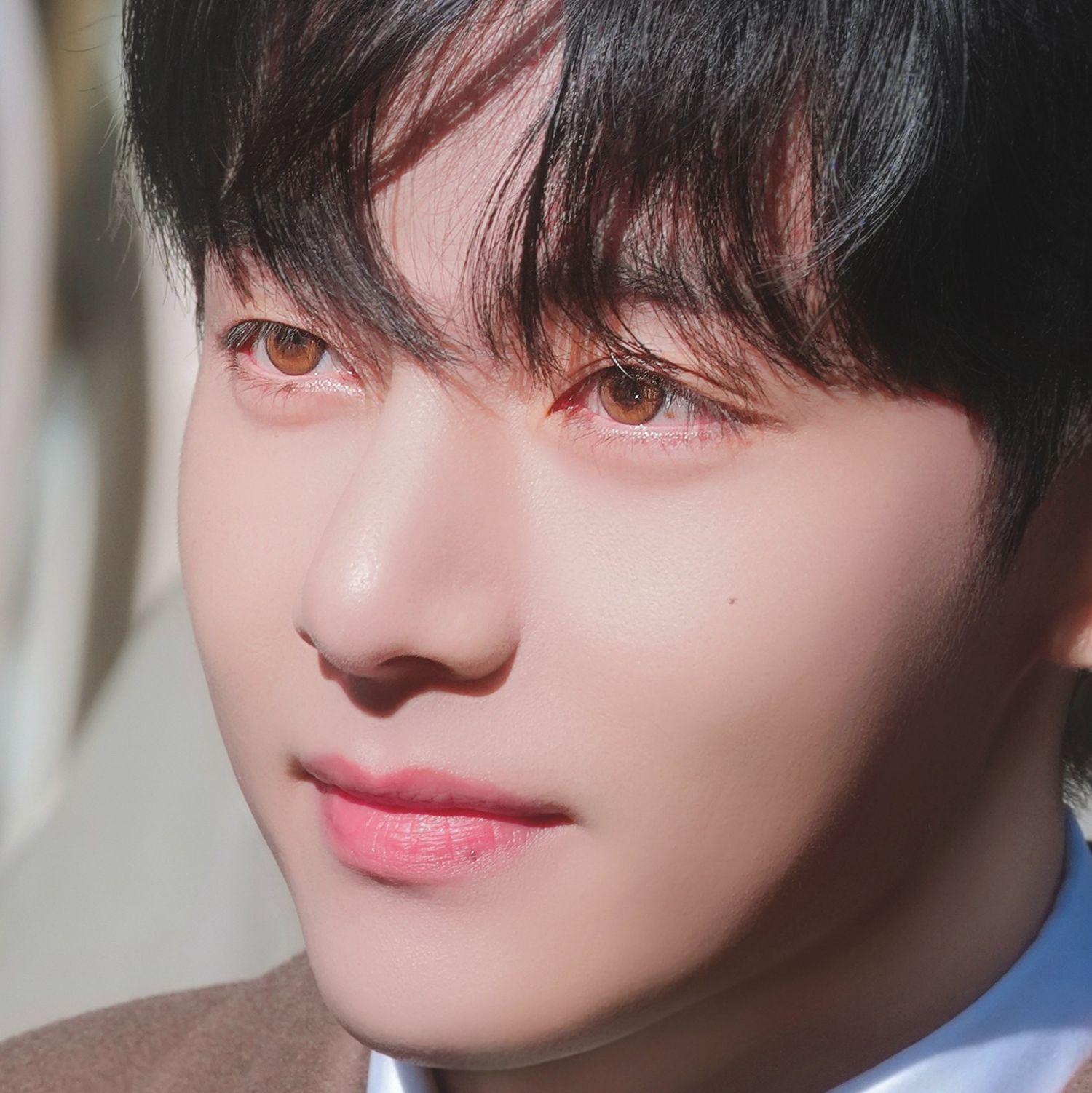 뷔 (방탄소년단)의 비하인드 컷