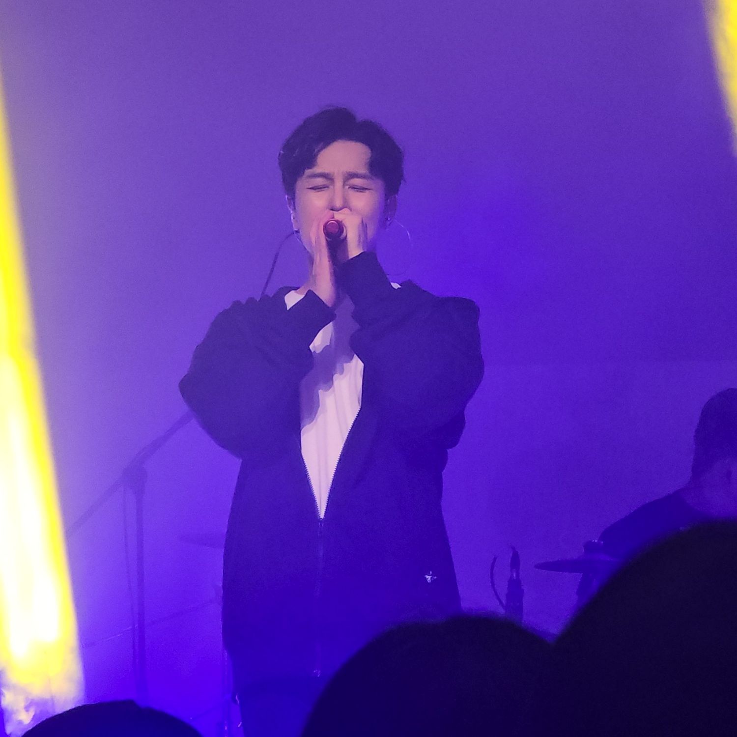 キム・ドンワン (神話)の最新写真