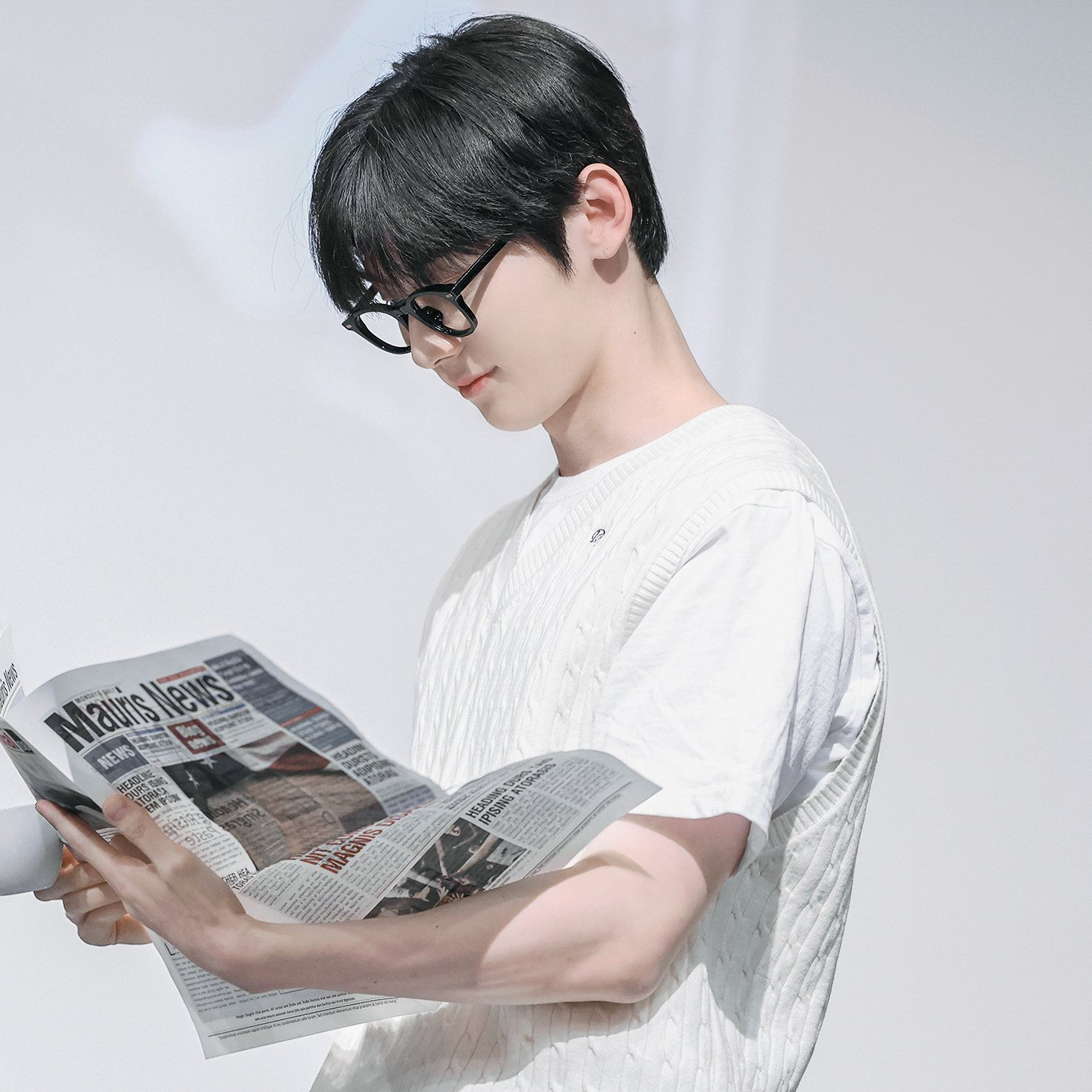 Behind-the-scenes cut of Hwang Minhyun
