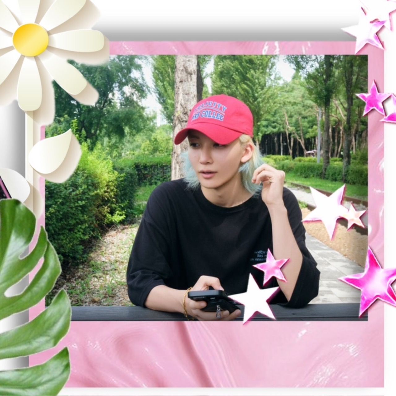 Recent activity shot of Jeonghan (SEVENTEEN)