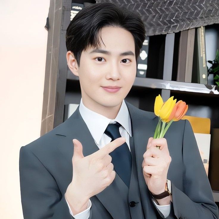 Latest photo of Suho (EXO)
