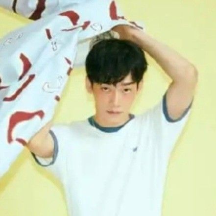 Latest photo of Chen (EXO)