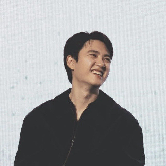 Momen yang diabadikan oleh penggemar D.O. (EXO)