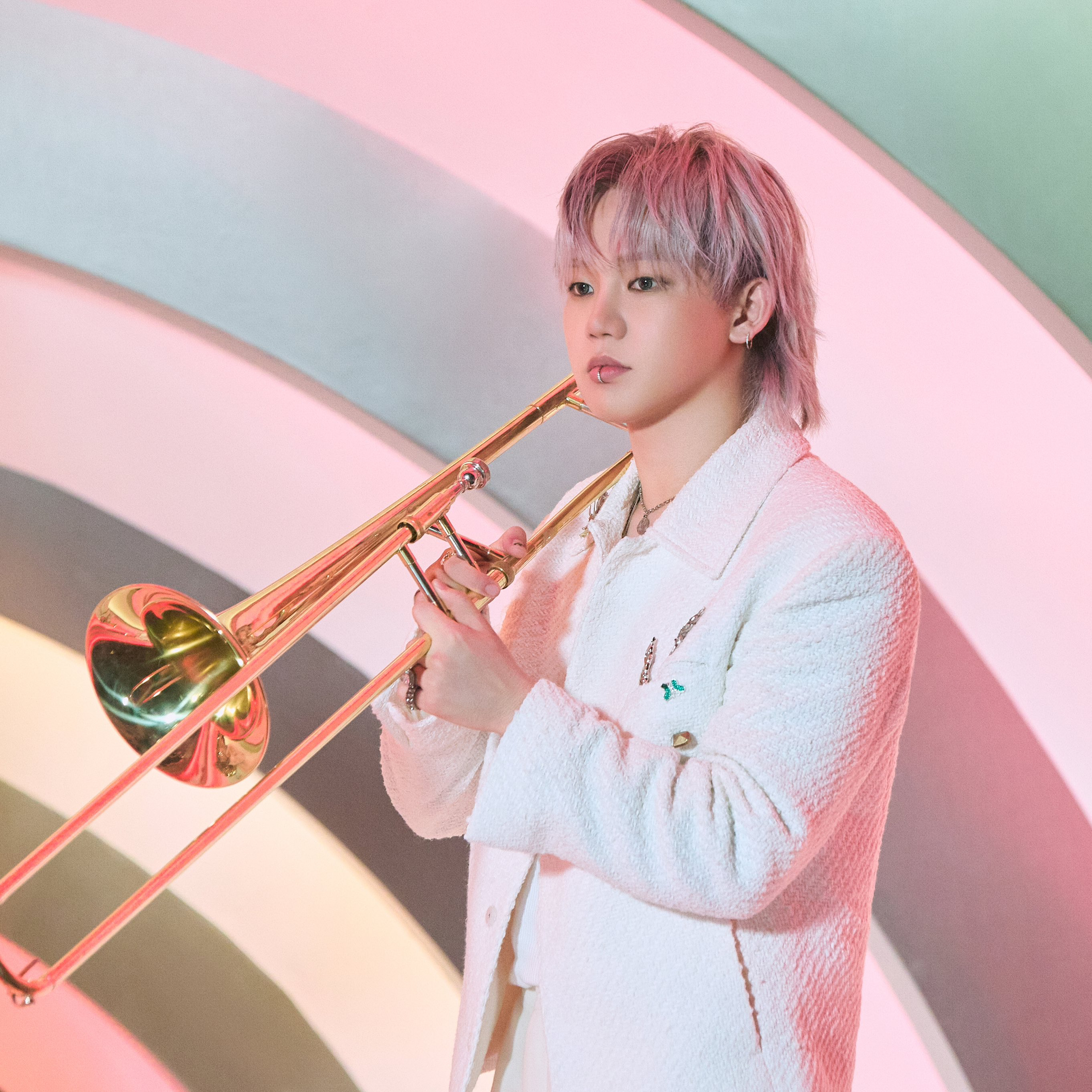 Behind-the-scenes cut of Choi Hyunsuk (TREASURE)