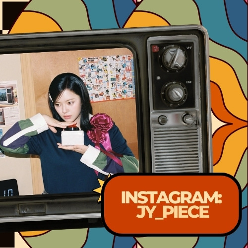 A moment captured by Jeongyeon (TWICE)'s fan