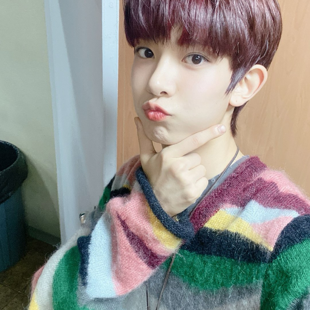 Recent activity shot of Heeseung (ENHYPEN)