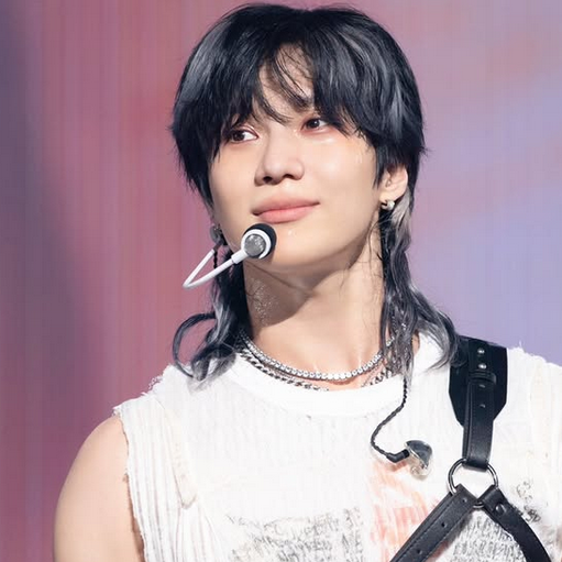 A moment captured by Taemin (SHINee)'s fan