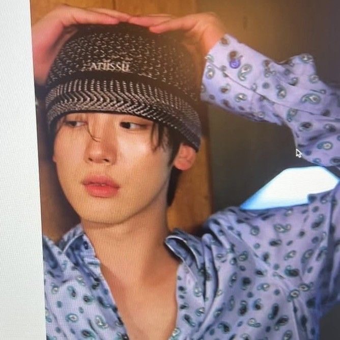 Behind-the-scenes cut of Kim Yohan (WEi)