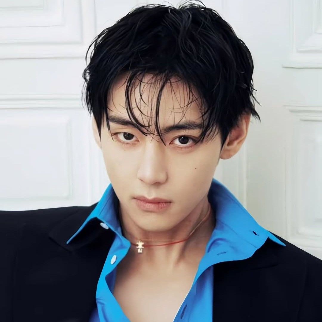 Recent activity shot of V (BTS)