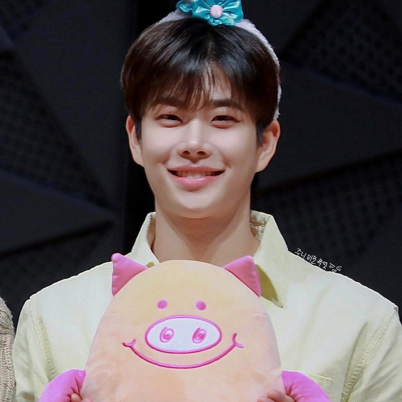 Recent activity shot of MJ (ASTRO)