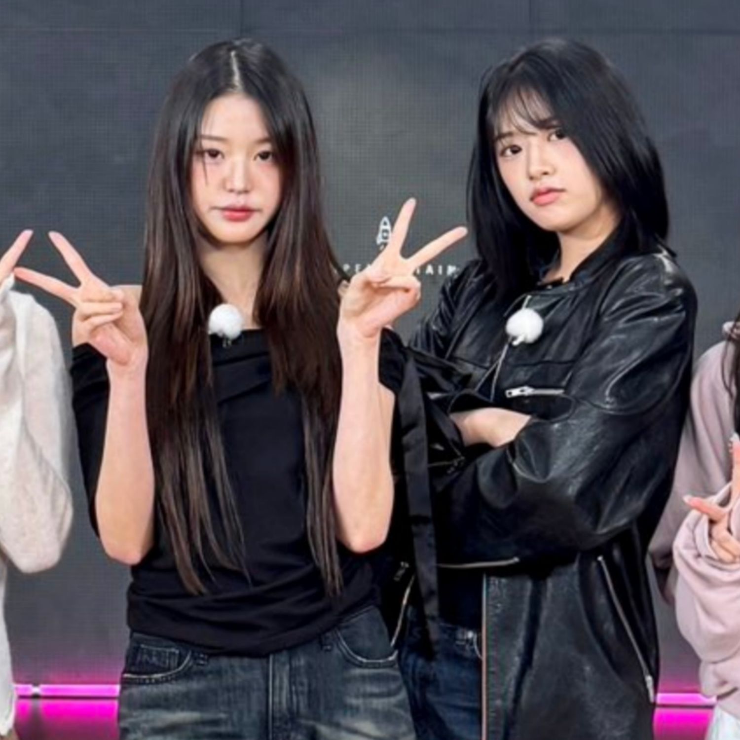 A moment captured by IVE's fan