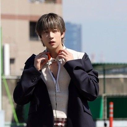 Behind-the-scenes cut of Han Seungwoo