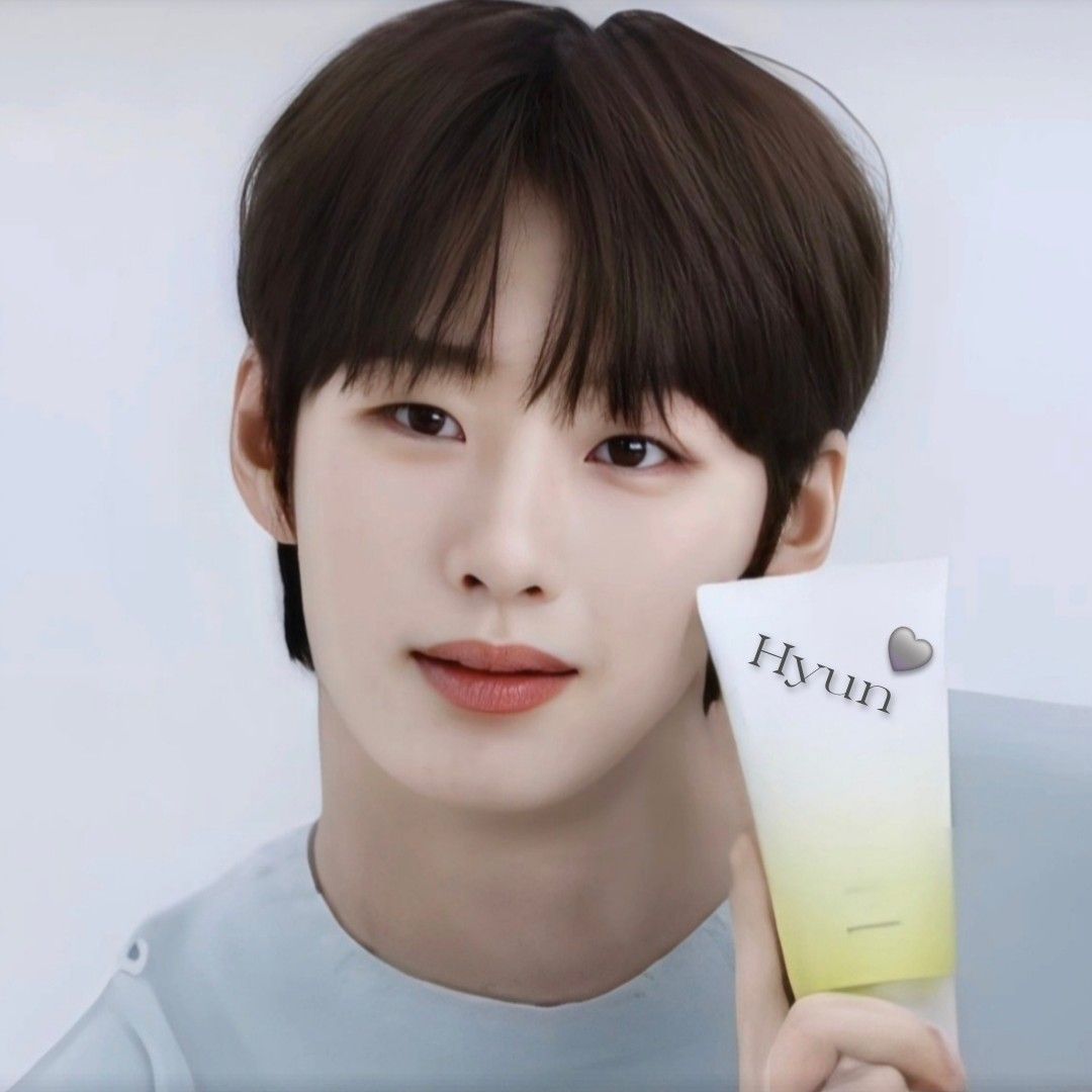 ヒョンの最近の活動写真