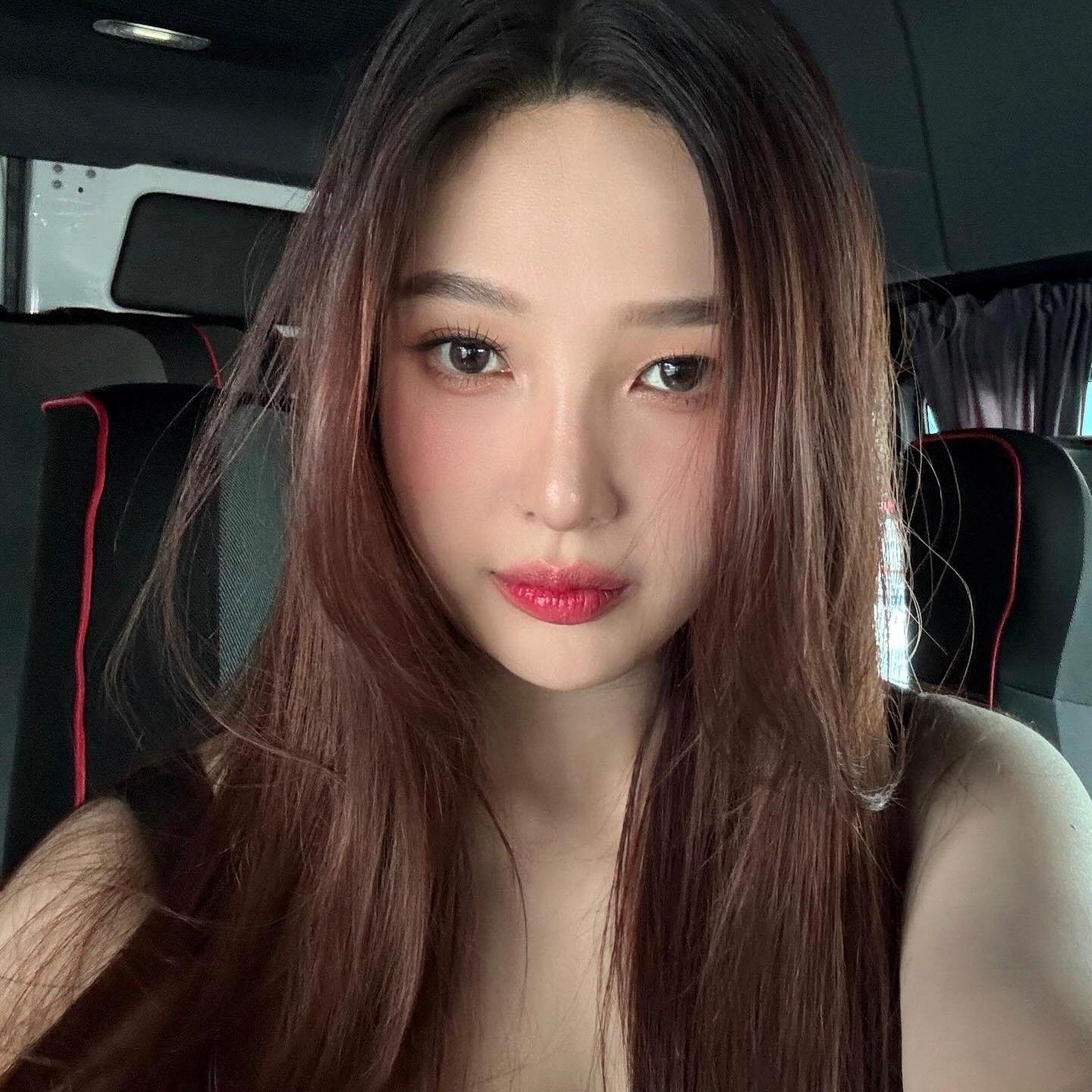 ジョイ (Red Velvet)の最新写真