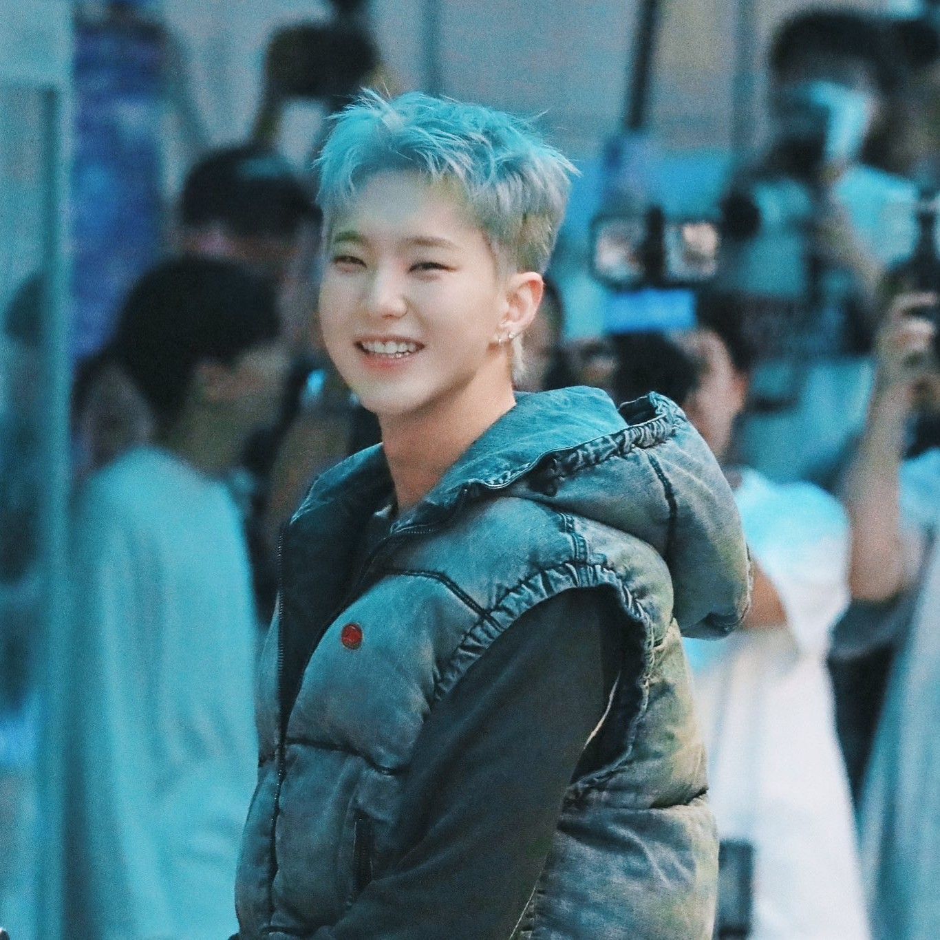 Recent activity shot of Hoshi (SEVENTEEN)