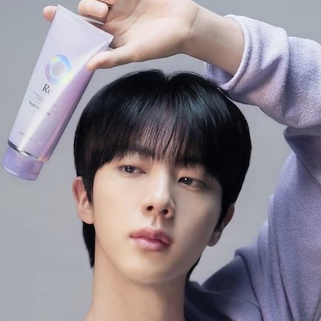 ジン (BTS)の最近の活動写真