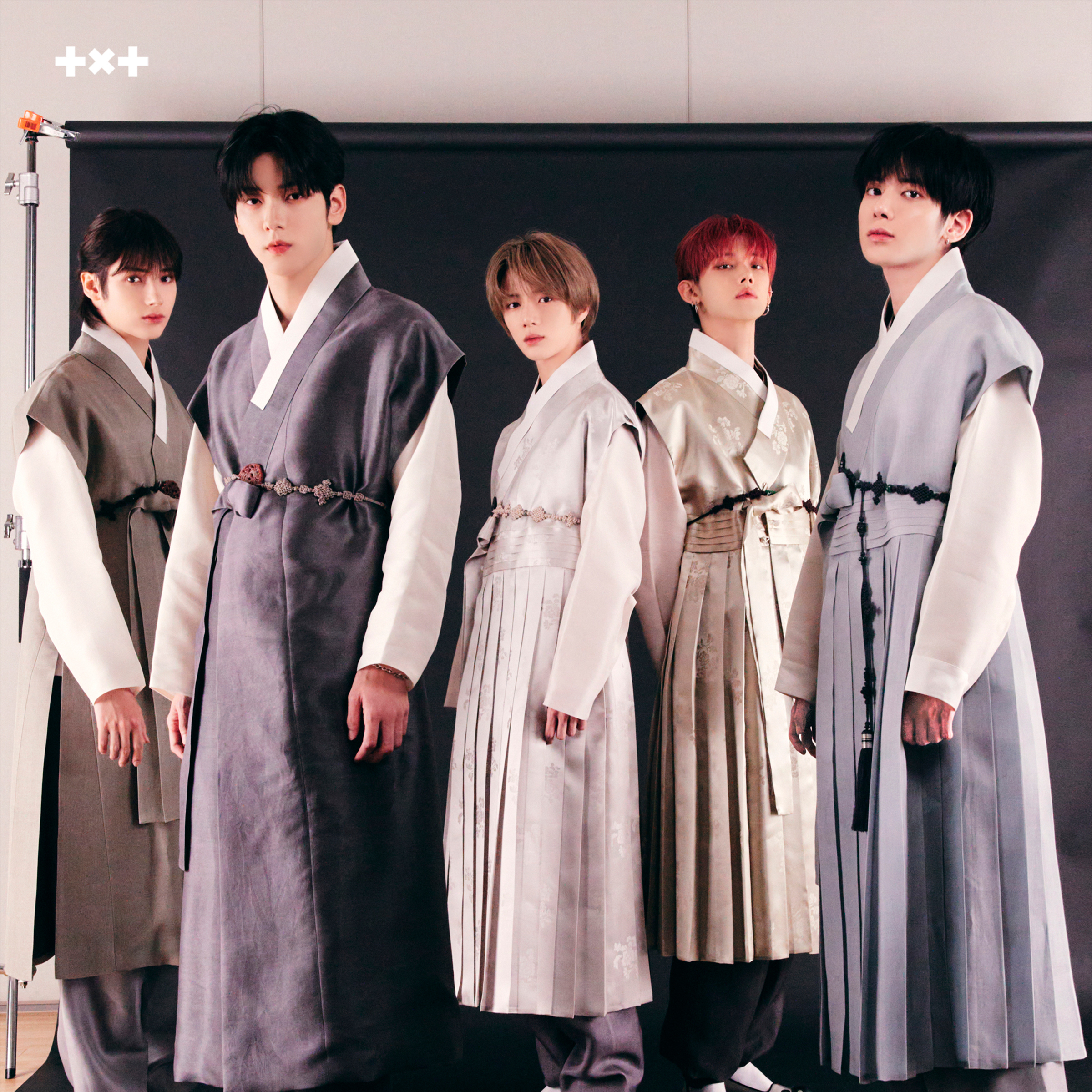 Behind-the-scenes cut of TOMORROW X TOGETHER