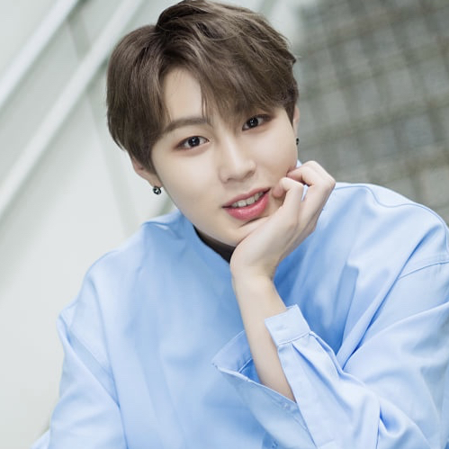 Recent activity shot of Ha Sungwoon