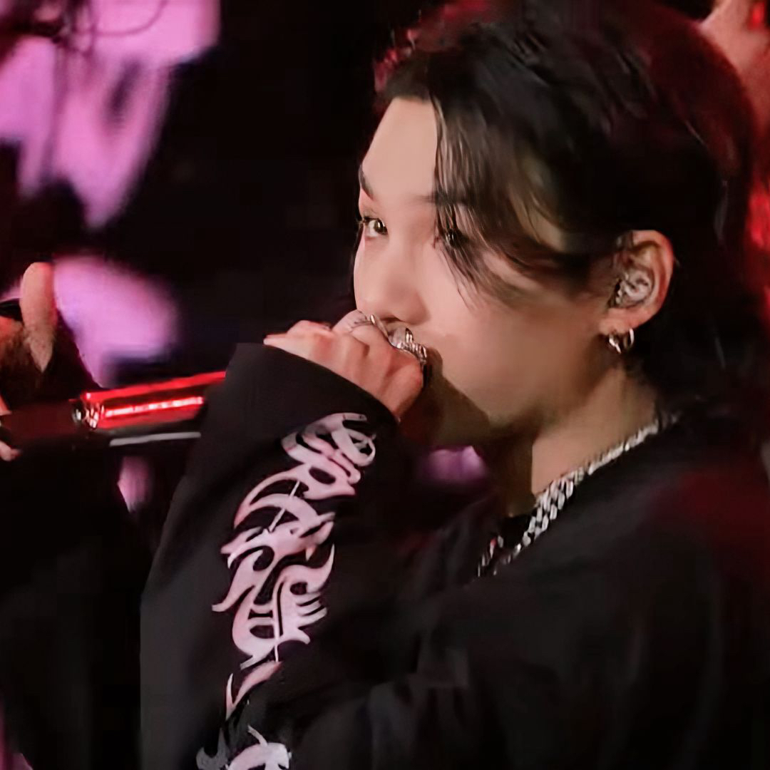 슈가 (방탄소년단) 최근 활동샷