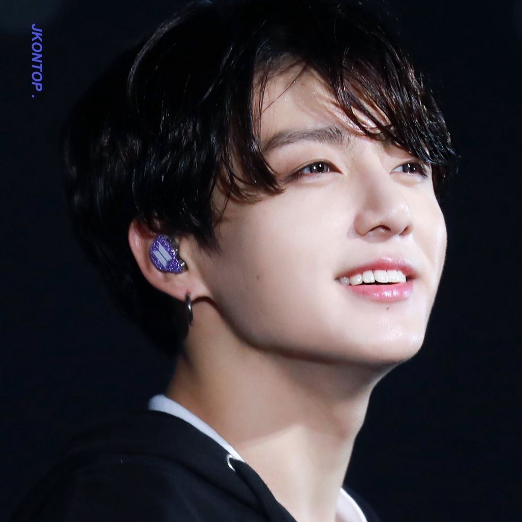 A moment captured by Jungkook (BTS)'s fan