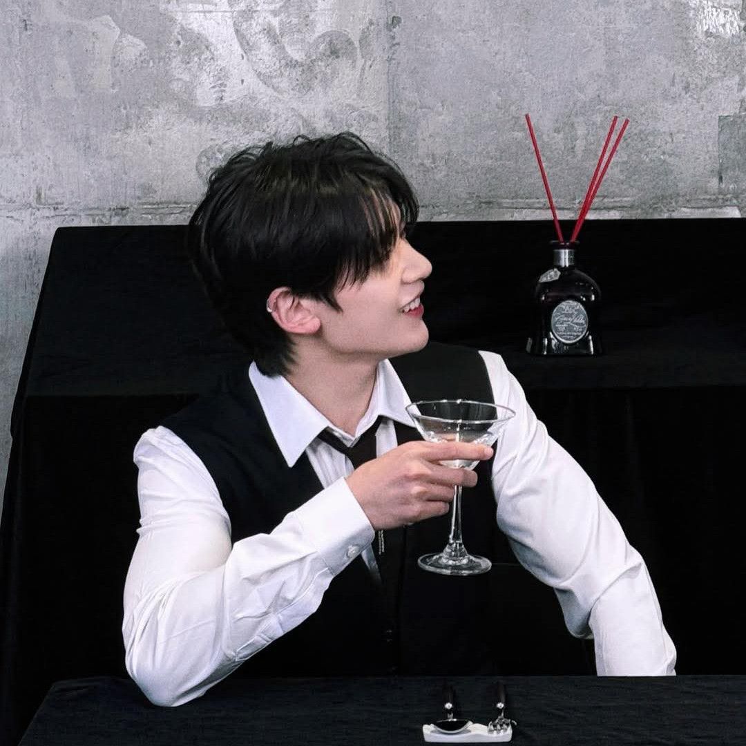 Behind-the-scenes cut of Seok Matthew (ZEROBASEONE)