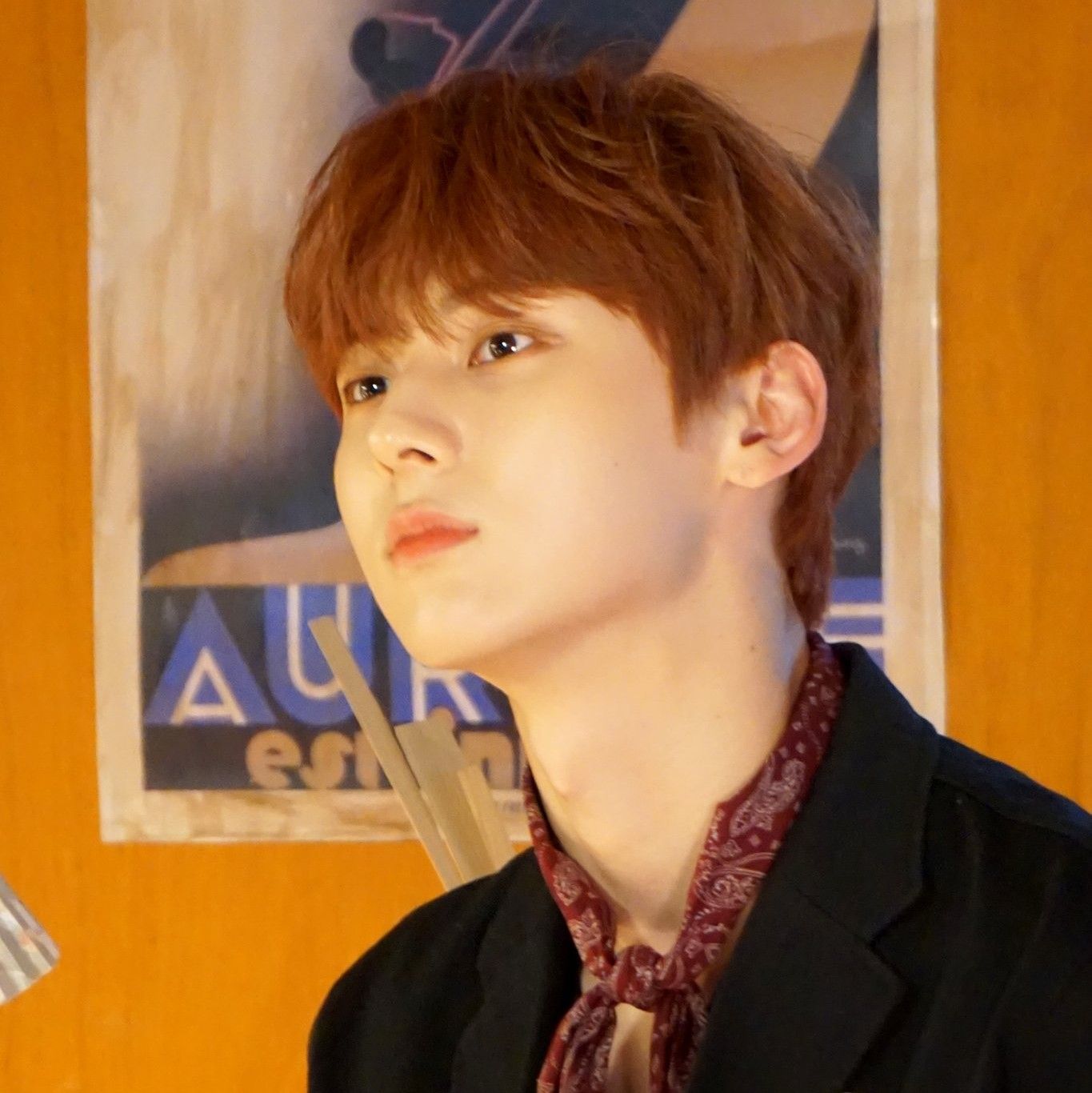 A moment captured by Hwang Minhyun's fan
