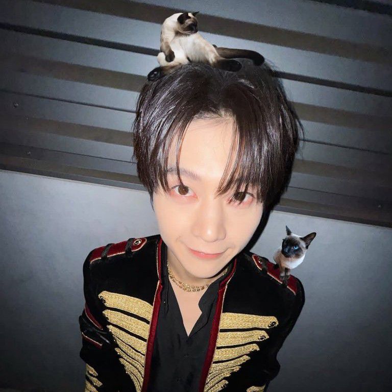 石马修 (ZEROBASEONE)的最新照片