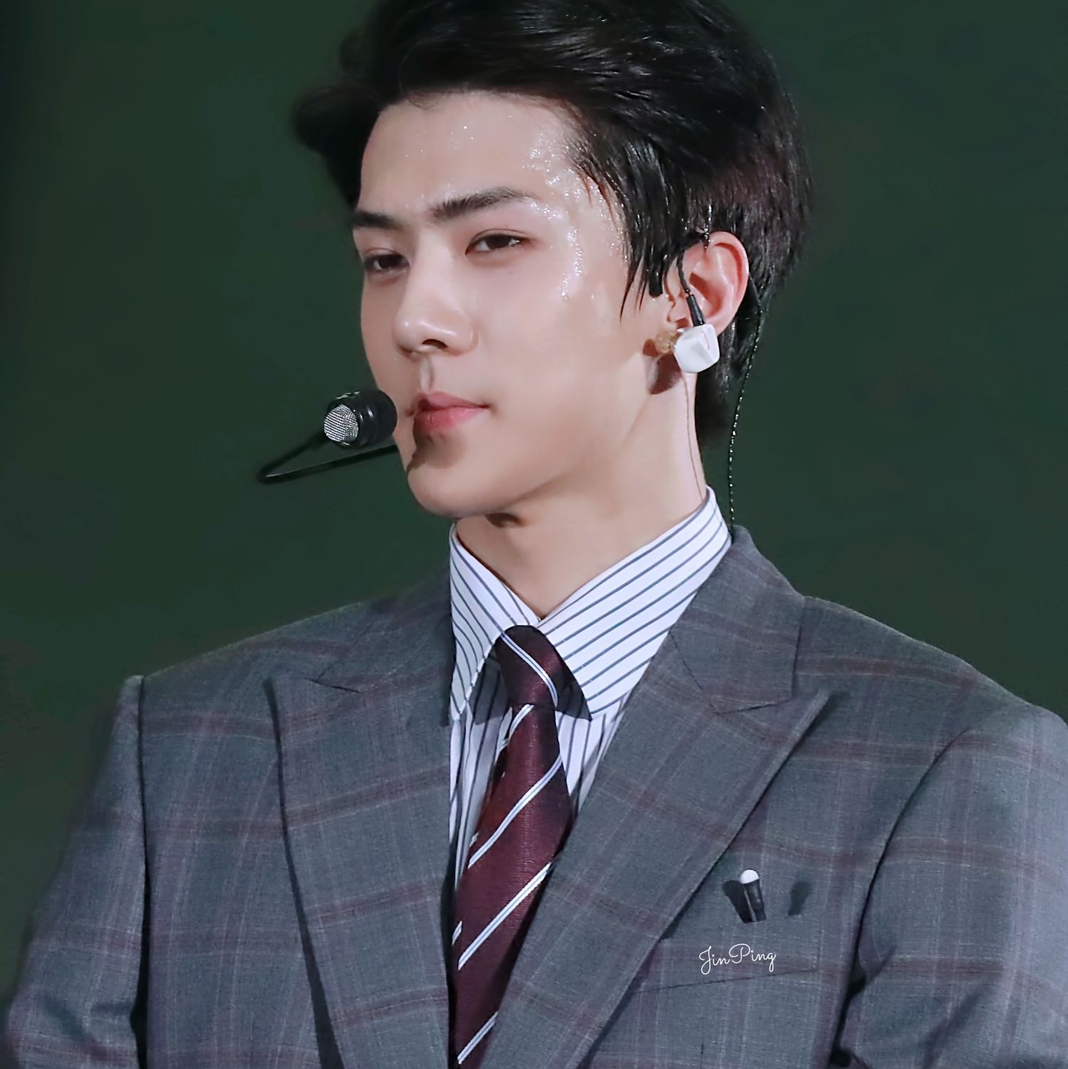 Recent activity shot of Sehun (EXO)