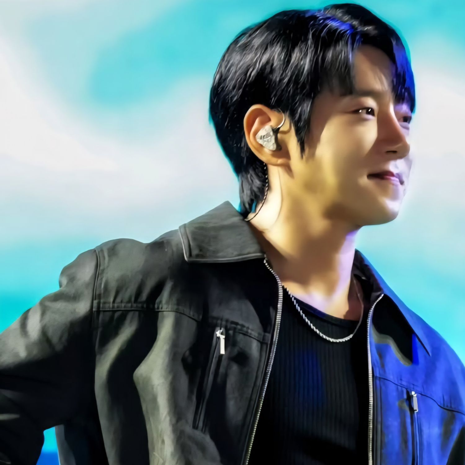 Foto aktivitas terbaru Hwang Chiyeol
