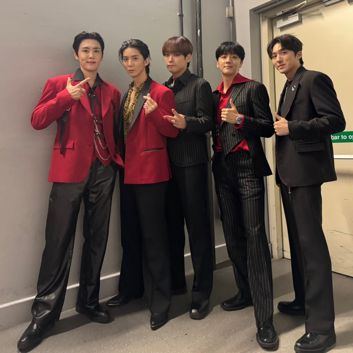 SF9の舞台裏ショット