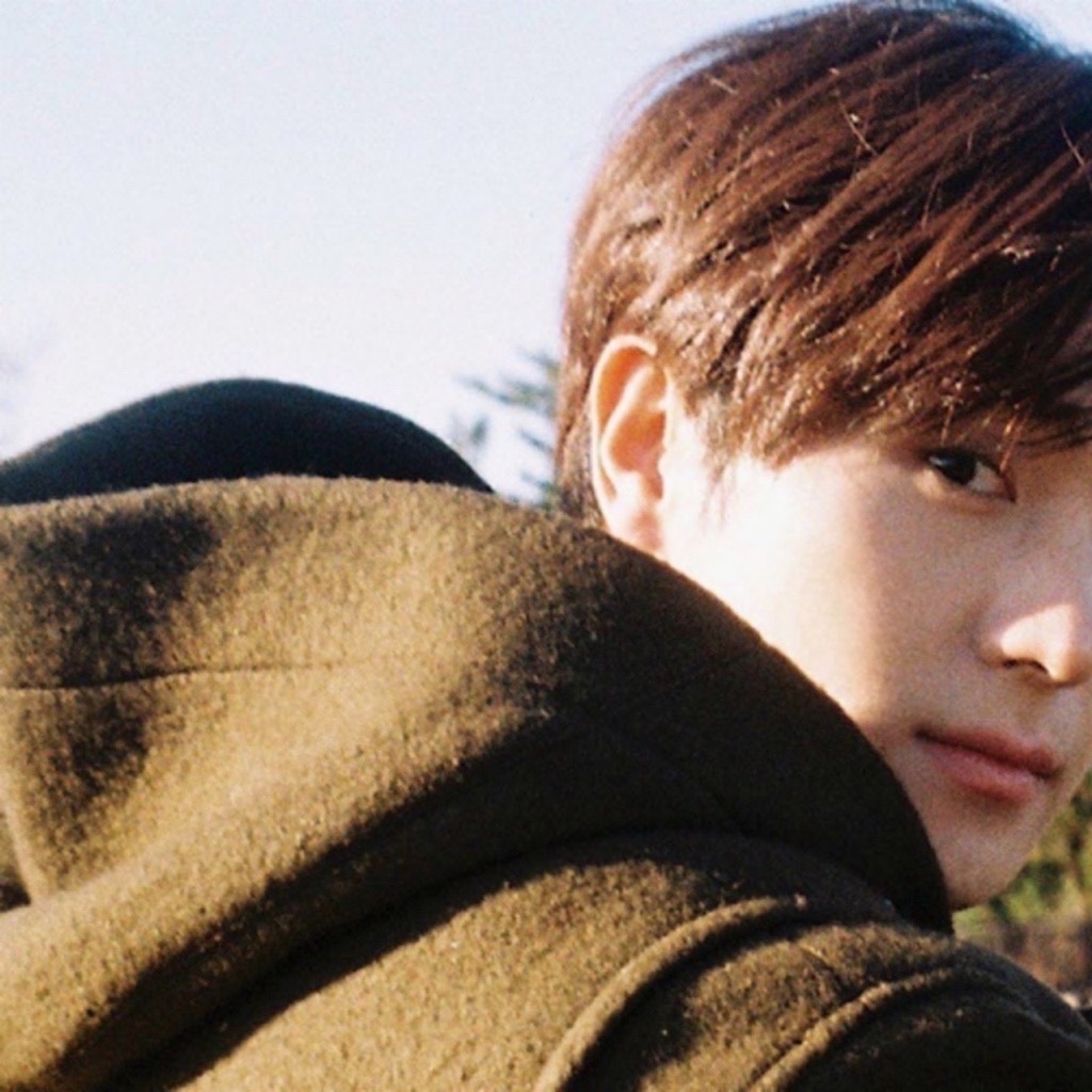 Behind-the-scenes cut of Hyunjae (THE BOYZ)