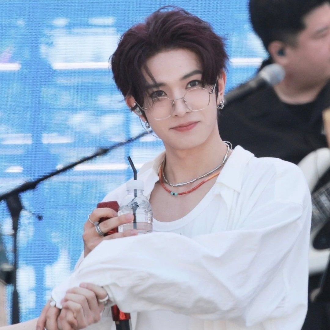 羲承 (ENHYPEN)粉絲拍下的瞬間