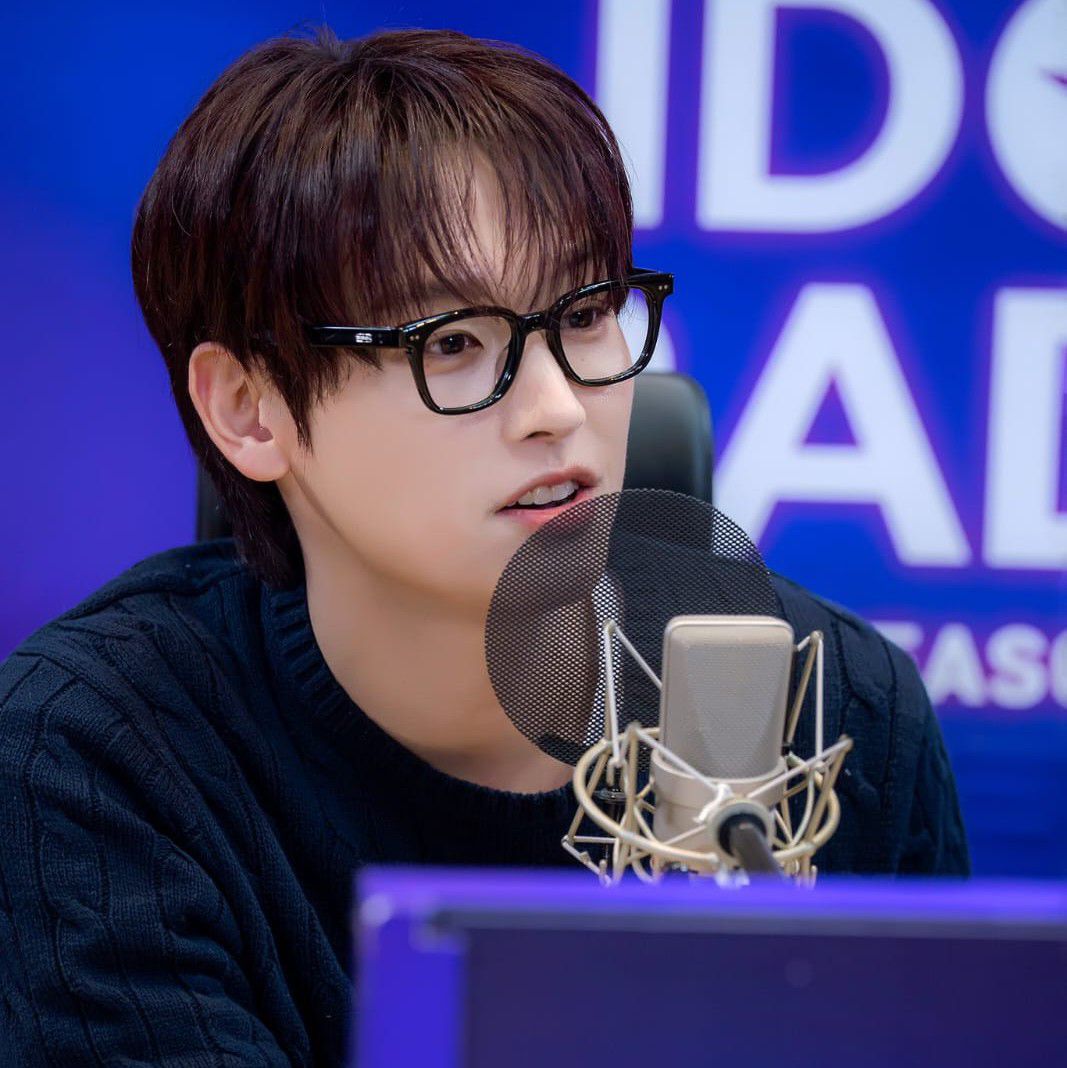 A moment captured by Inseong (SF9)'s fan