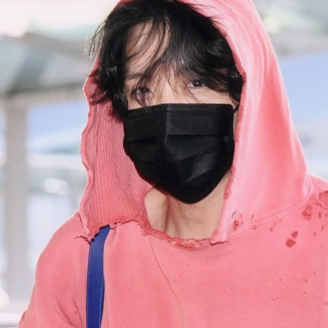 J-hope (防彈少年團)的幕後花絮