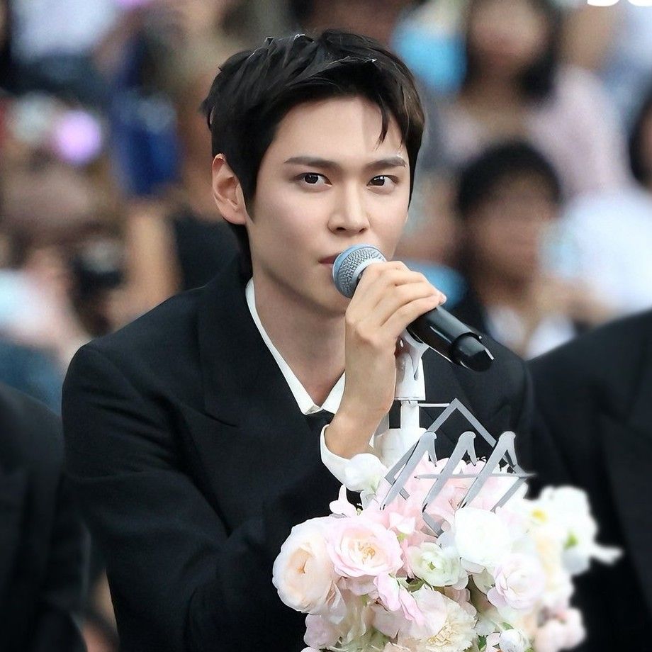 A moment captured by Eunseok (RIIZE)'s fan