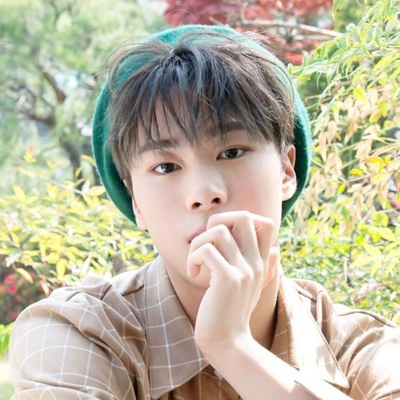 A moment captured by Moonbin (ASTRO)'s fan