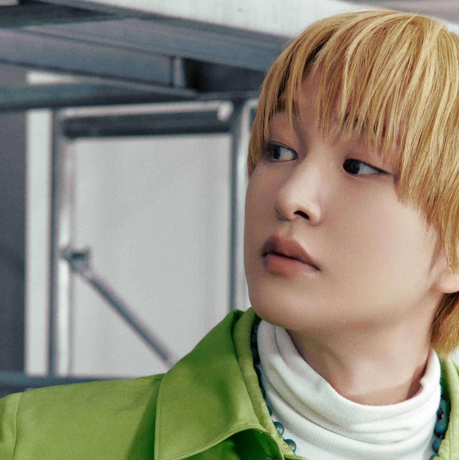 Behind-the-scenes cut of Onew (SHINee)
