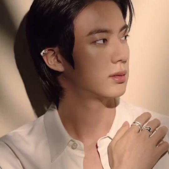 Latest photo of Jin (BTS)