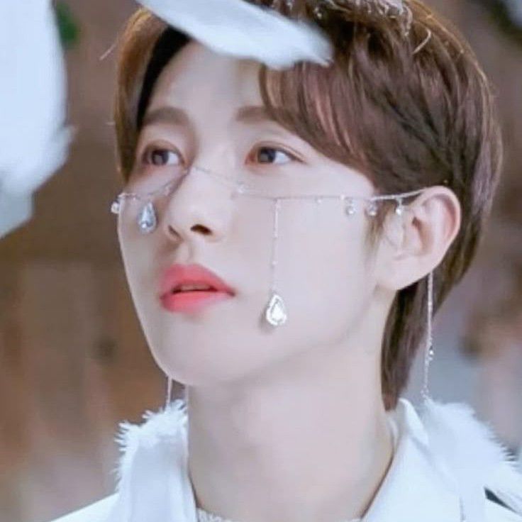 Recent activity shot of Renjun (NCT DREAM)
