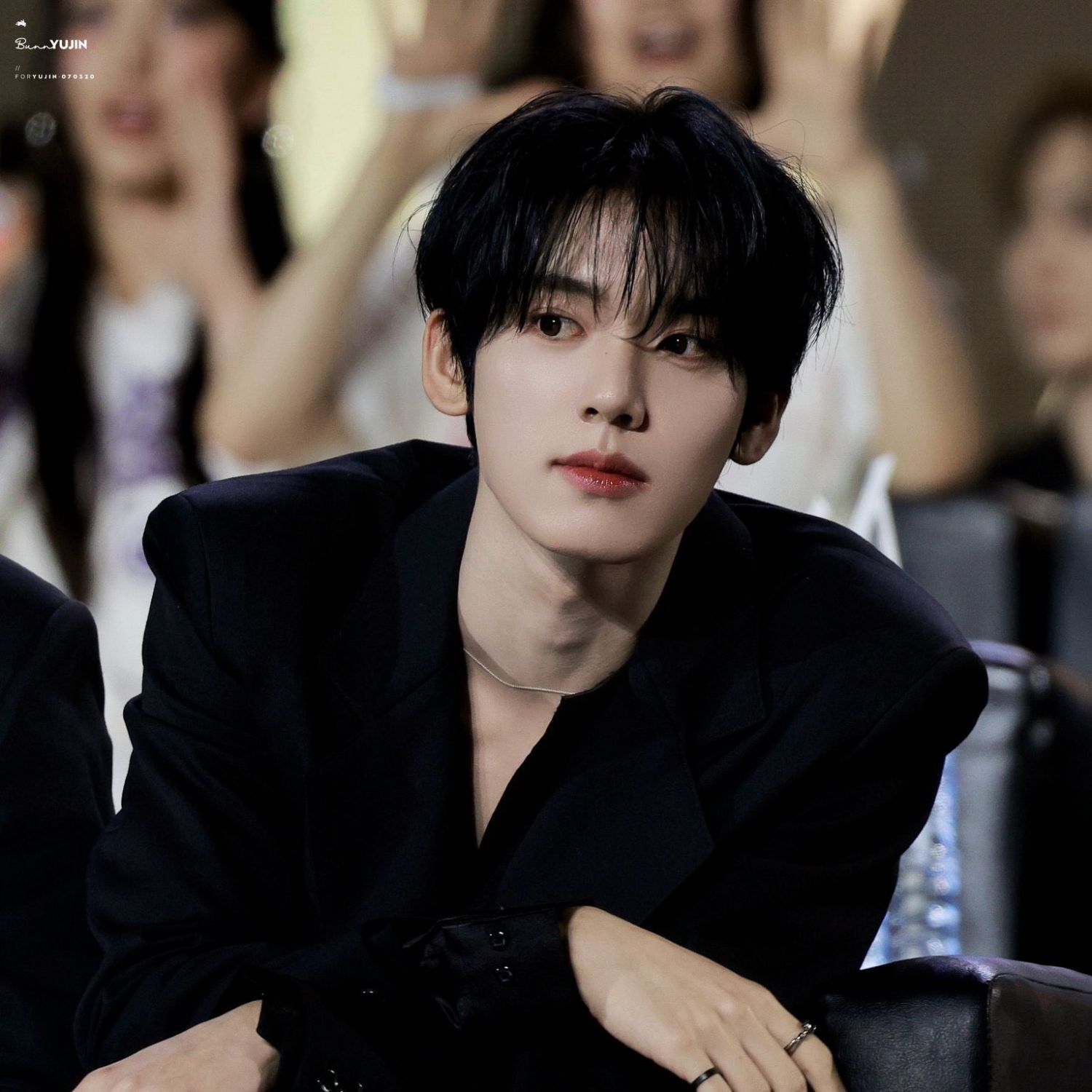 Behind-the-scenes cut of Han Yujin (ZEROBASEONE)