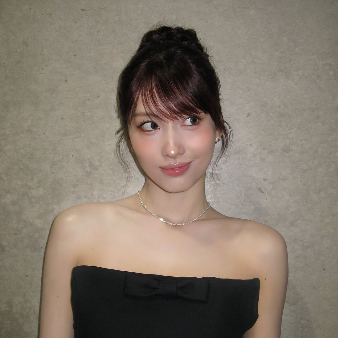 Momen yang diabadikan oleh penggemar Momo (TWICE)