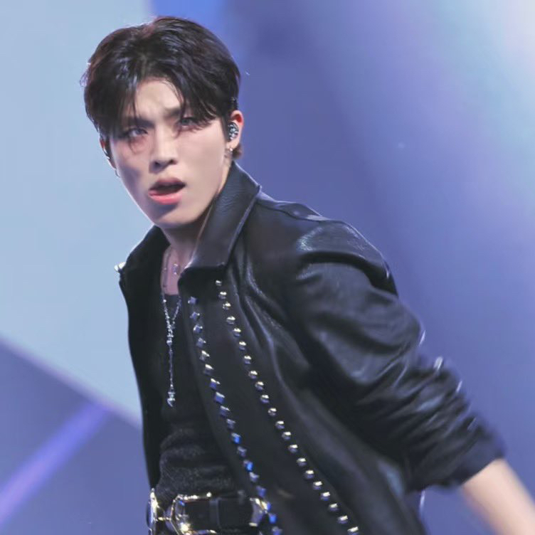 Recent activity shot of Park Jeongwoo (TREASURE)