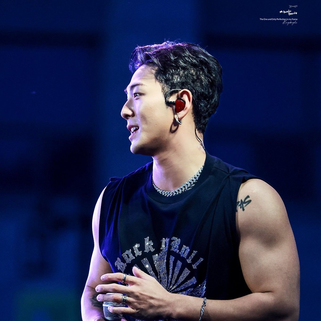 A moment captured by Baekho's fan