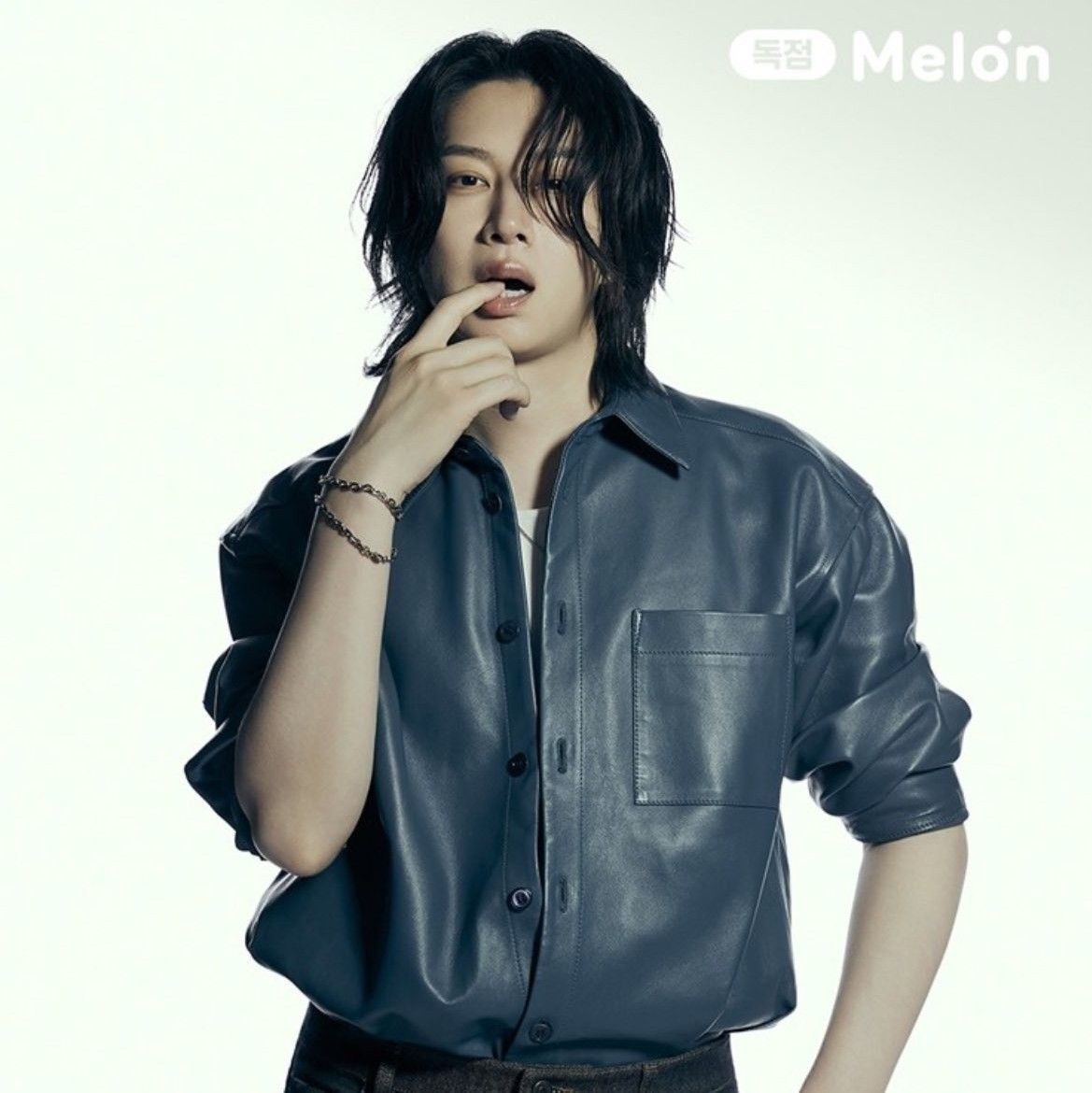 A moment captured by Heechul (Super Junior)'s fan