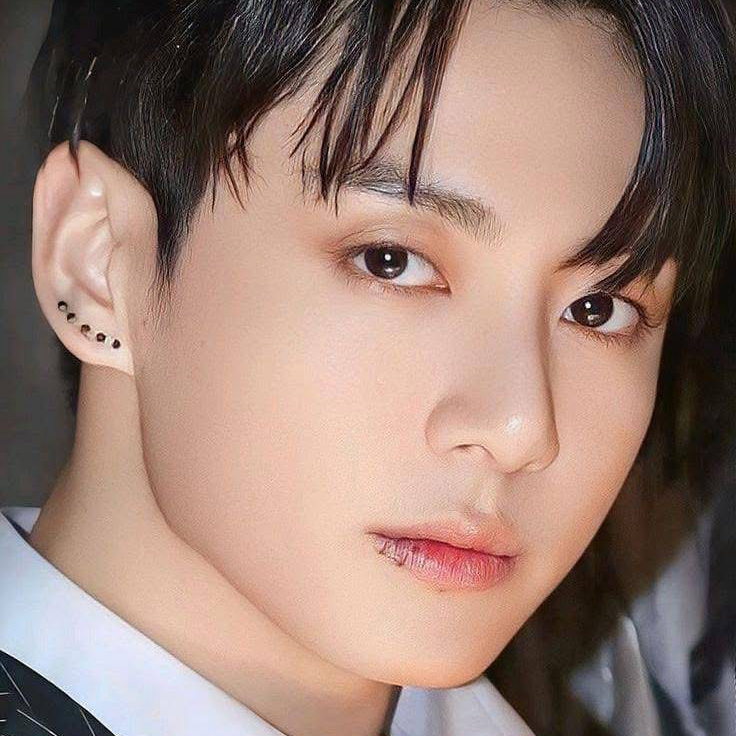 Latest photo of Jungkook (BTS)